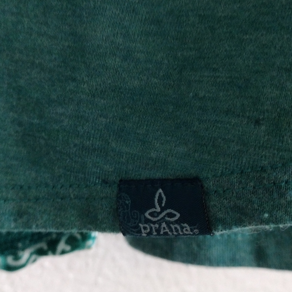 Prana intricate green yellow multicolor top mosaic geometric print size Large - Picture 6 of 9